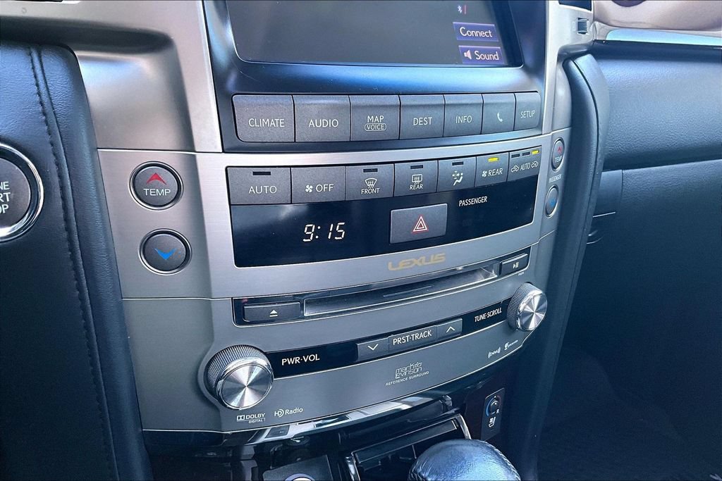 Used 2013 Lexus LX 570 4WD w/ Luxury Pkg image 15