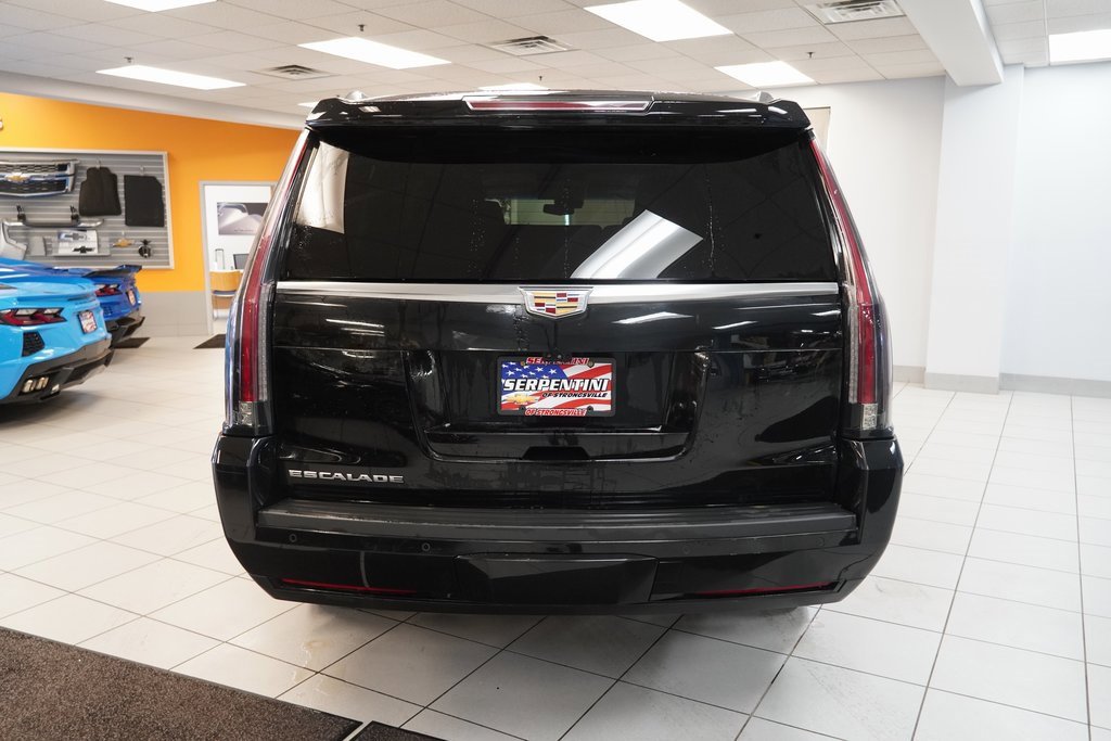 Used 2020 Cadillac Escalade ESV Luxury image 9