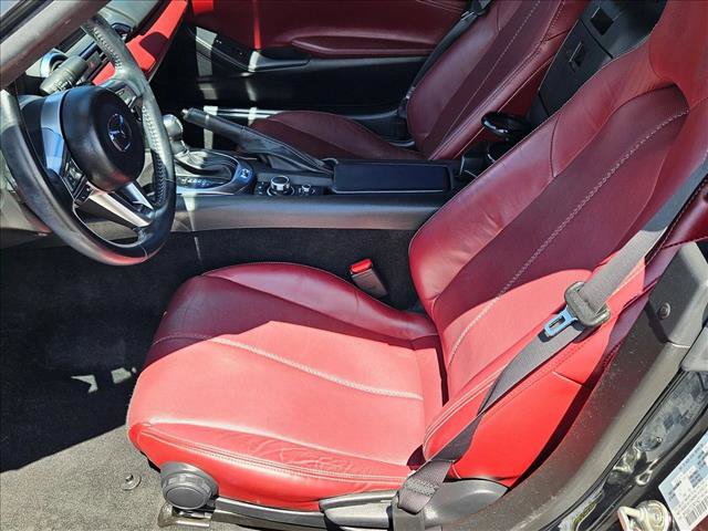 Used 2020 MAZDA MX-5 Miata Grand Touring RWD image 15