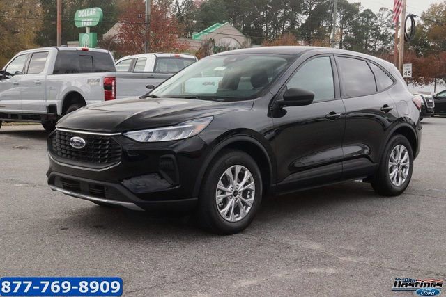 New 2026 Ford Escape Active FWD image 3