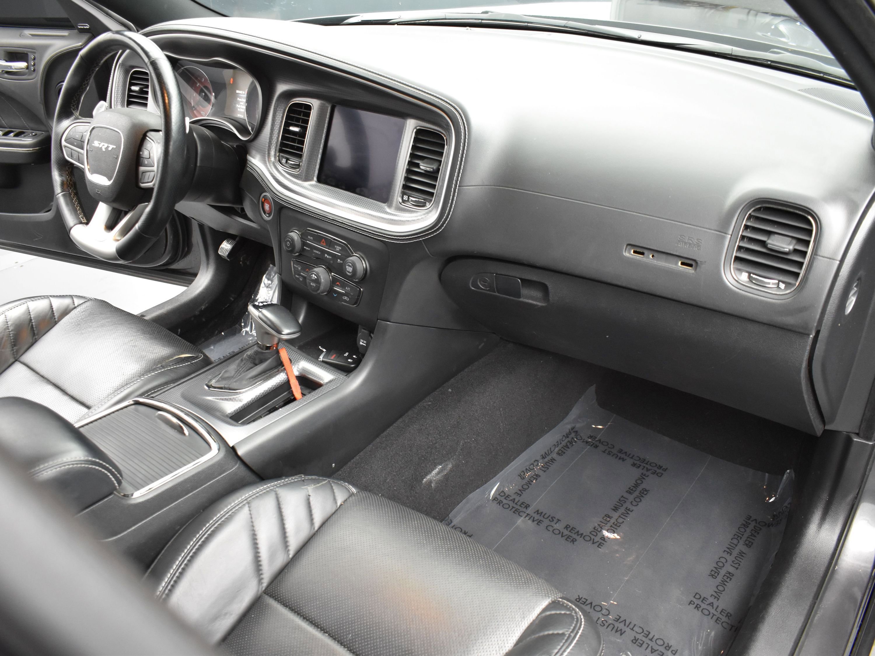 Used 2022 Dodge Charger SRT Hellcat w/ Harman/Kardon Audio Group image 7