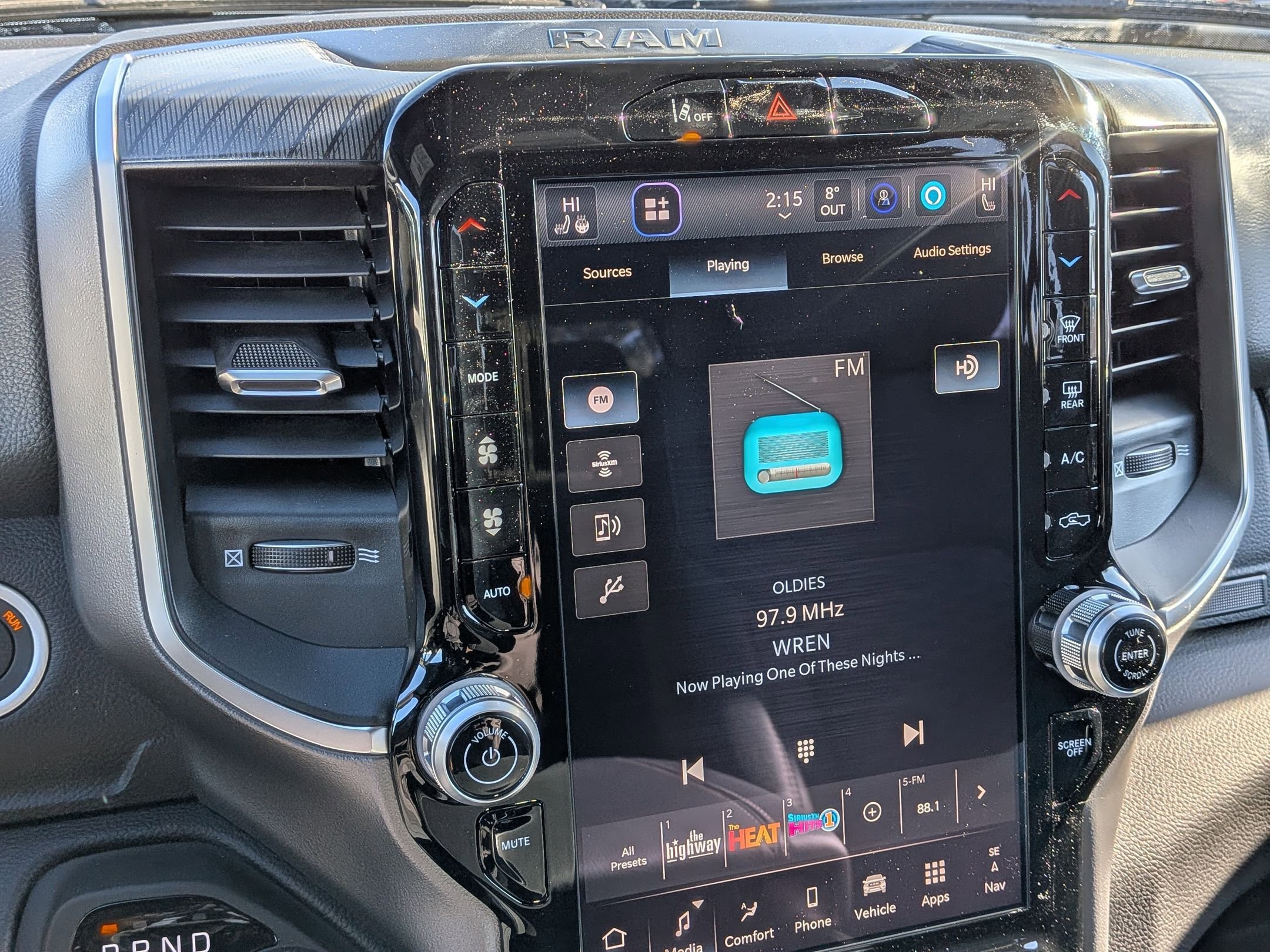 New 2026 RAM 1500 4x4 Crew Cab image 15