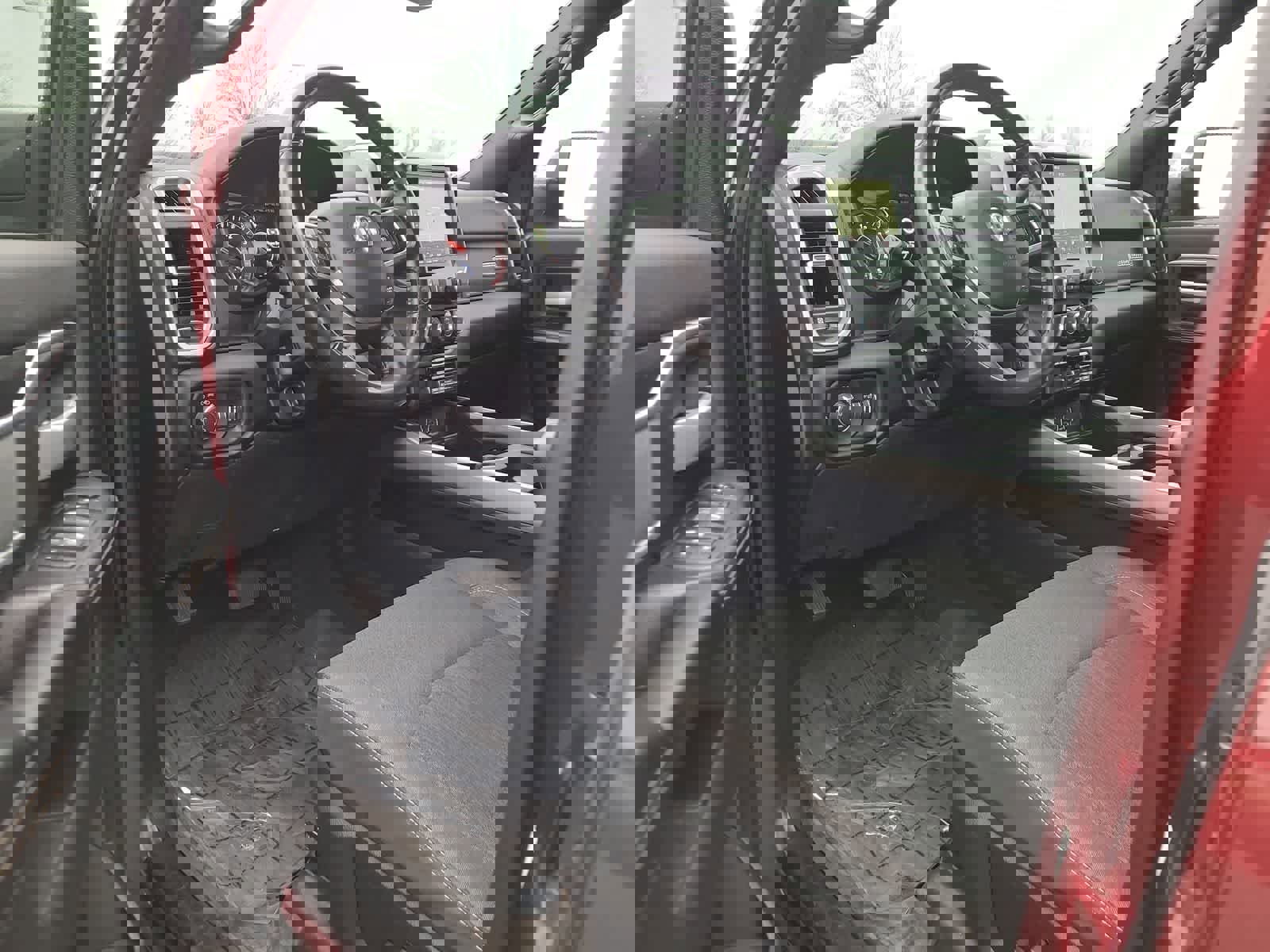 Used 2020 RAM 2500 Big Horn w/ Night Edition image 10