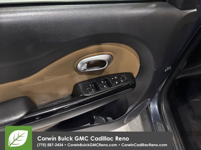 Used 2016 Kia Soul + w/ Audio Package image 12