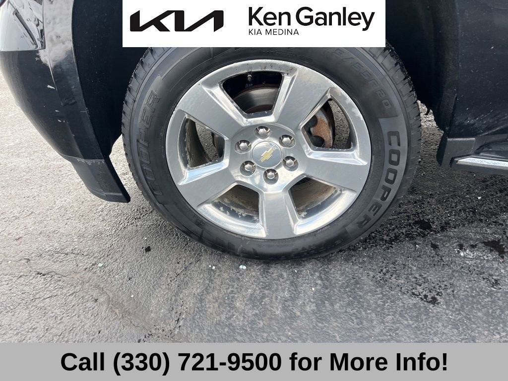Used 2017 Chevrolet Suburban Premier image 16