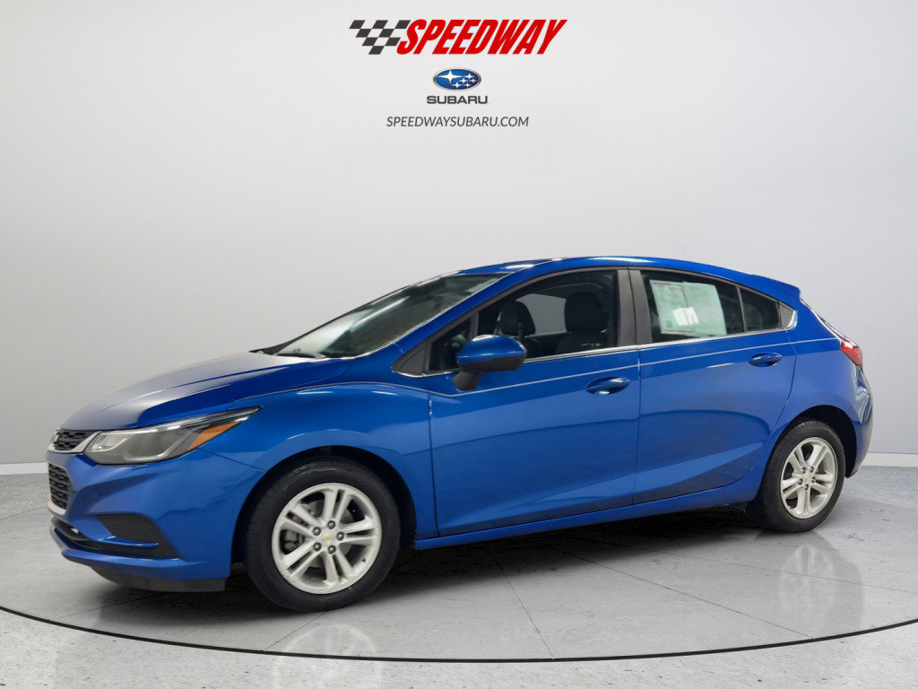 Used 2018 Chevrolet Cruze LT w/ Convenience Package image 4