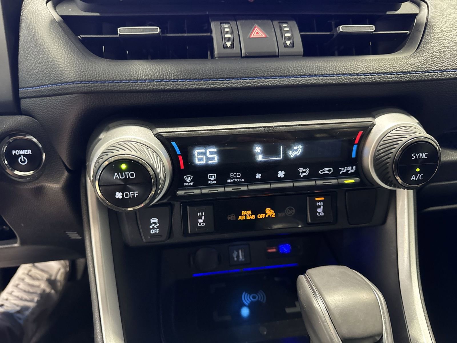 Used 2024 Toyota RAV4 XSE w/ Weather Package image 15