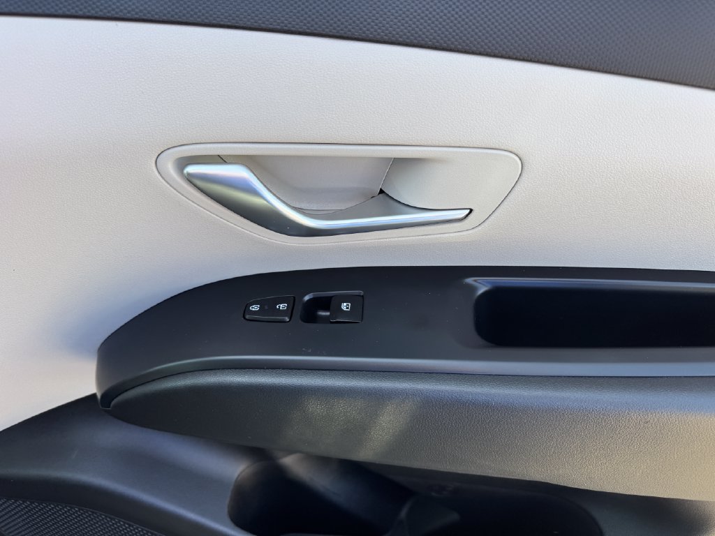 Certified 2024 Hyundai Tucson SEL FWD image 12
