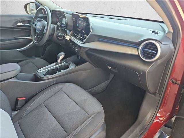 Used 2024 Chevrolet Trax LS FWD image 20