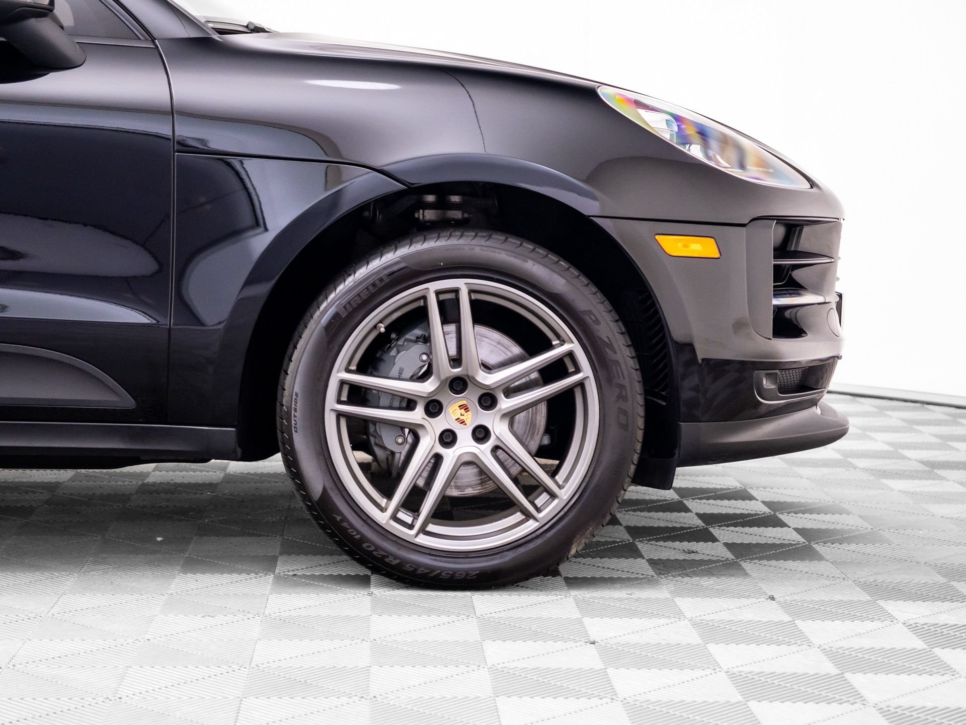 Used 2019 Porsche Macan S AWD/4WD image 36