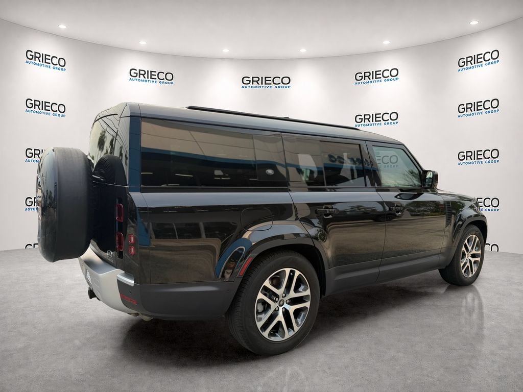 Used 2023 Land Rover Defender 130 SE AWD/4WD image 7