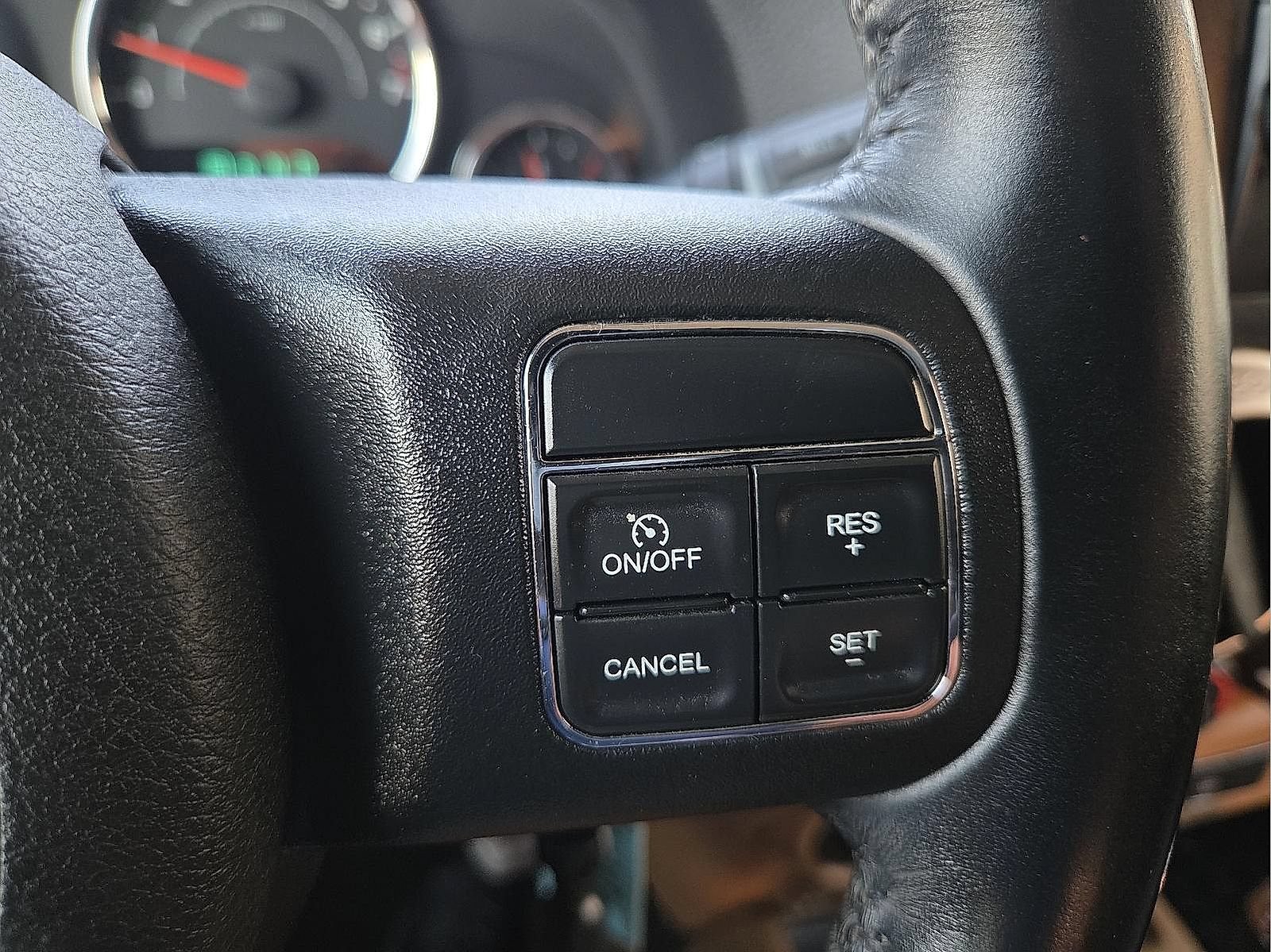 Used 2017 Jeep Wrangler Unlimited Sahara w/ Connectivity Group AWD/4WD image 17