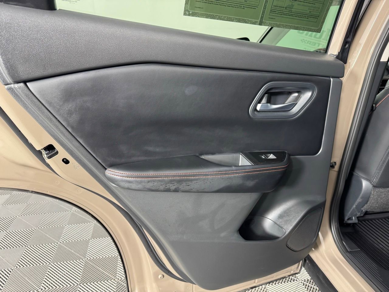 Used 2025 Nissan Rogue SV w/ Rock Creek Premium Package image 24