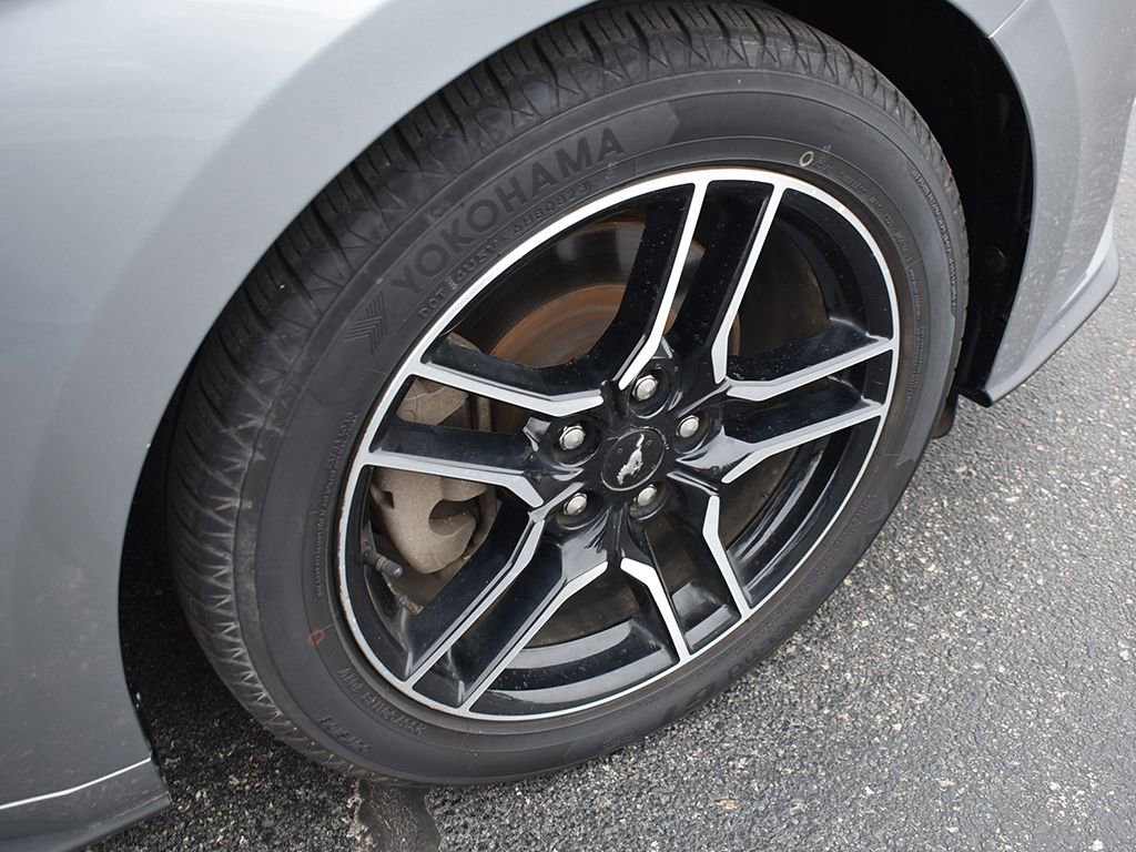 Used 2021 Ford Mustang Premium RWD image 9