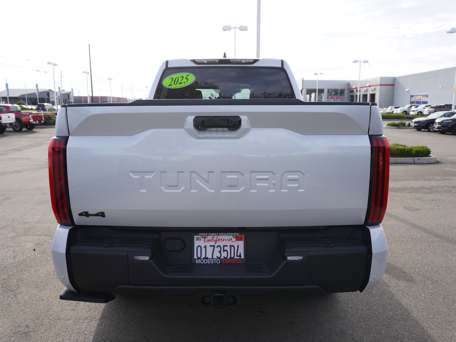 Used 2025 Toyota Tundra Limited image 13