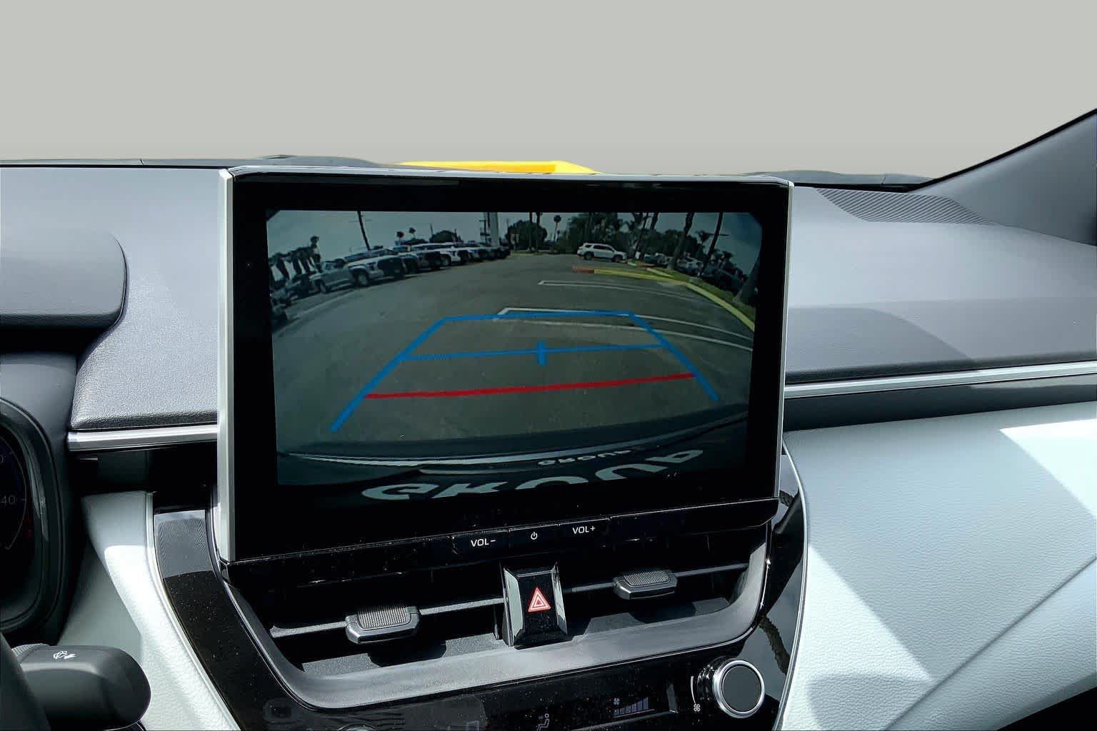 Used 2026 Toyota Corolla SE FWD image 25