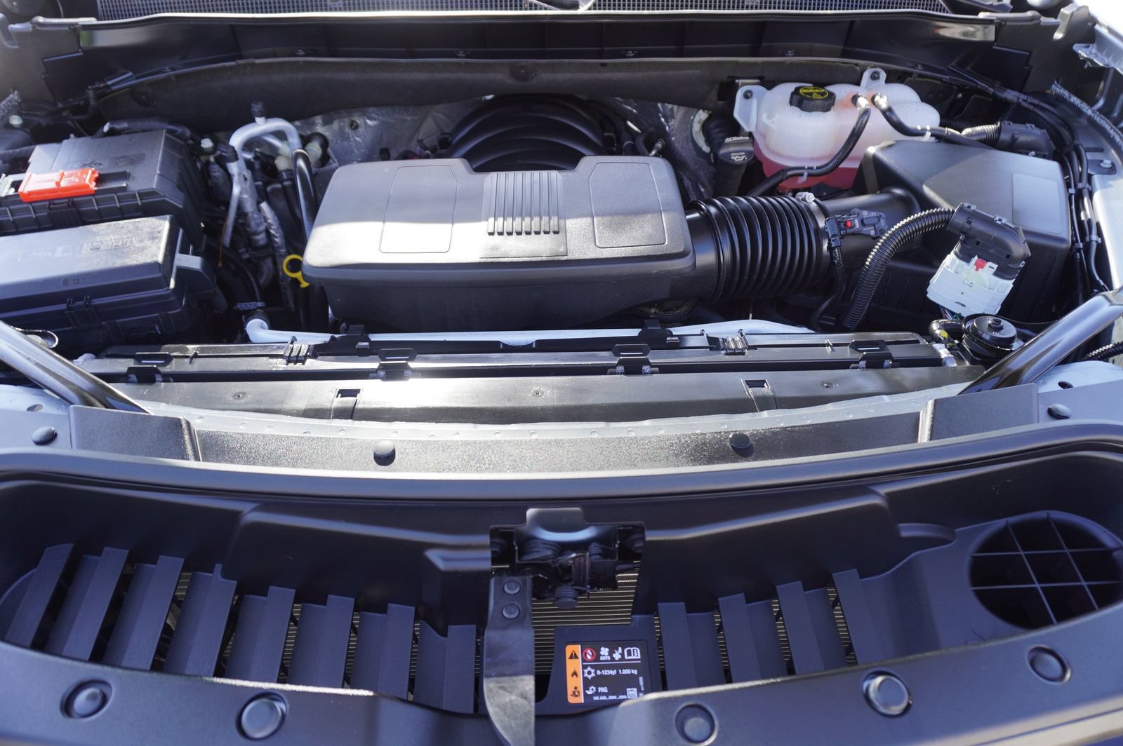 Used 2026 Chevrolet Suburban RST RWD image 26