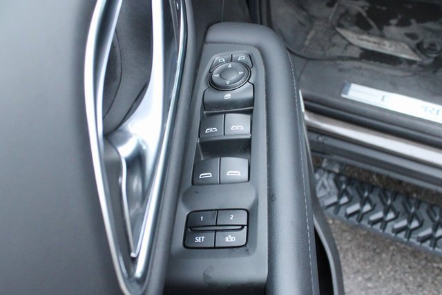 Used 2021 Chevrolet Tahoe Z71 image 11