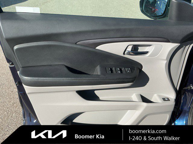 Used 2019 Honda Ridgeline RTL image 16