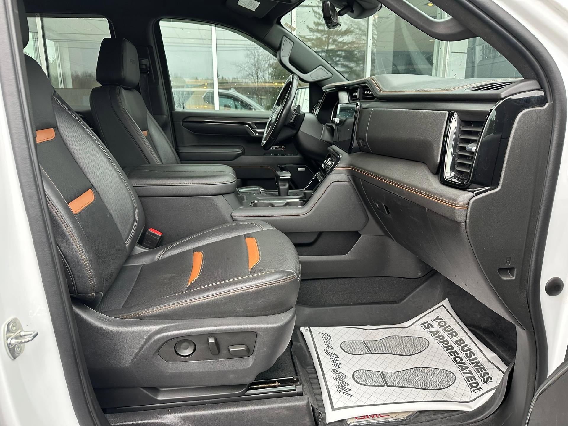 Certified 2023 GMC Sierra 1500 AT4 w/ AT4 Premium Package AWD/4WD image 33
