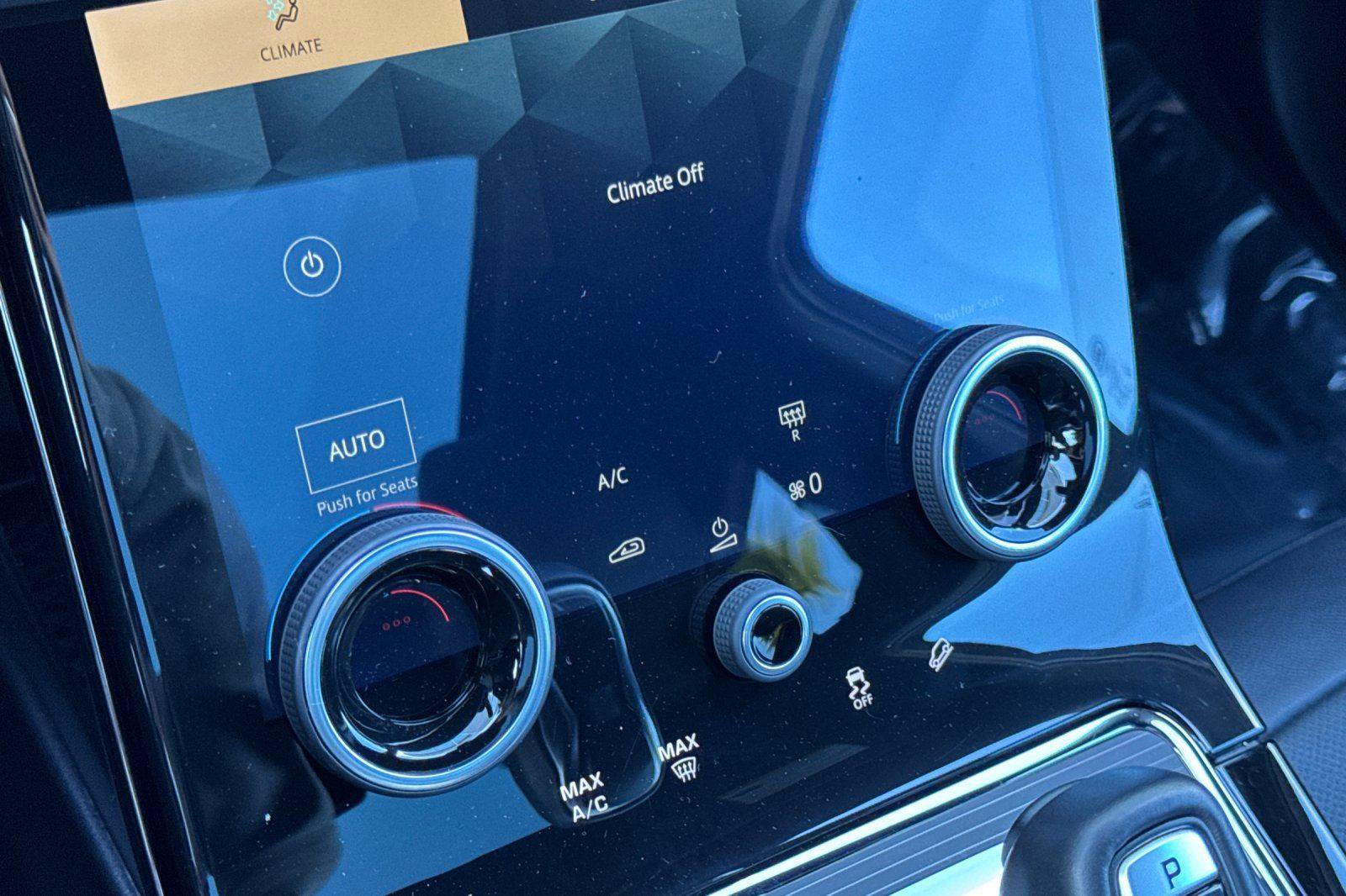 Used 2023 Land Rover Range Rover Evoque R-Dynamic SE image 20