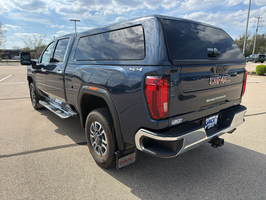 Used 2023 GMC Sierra 2500 SLT w/ SLT Convenience Package image 3