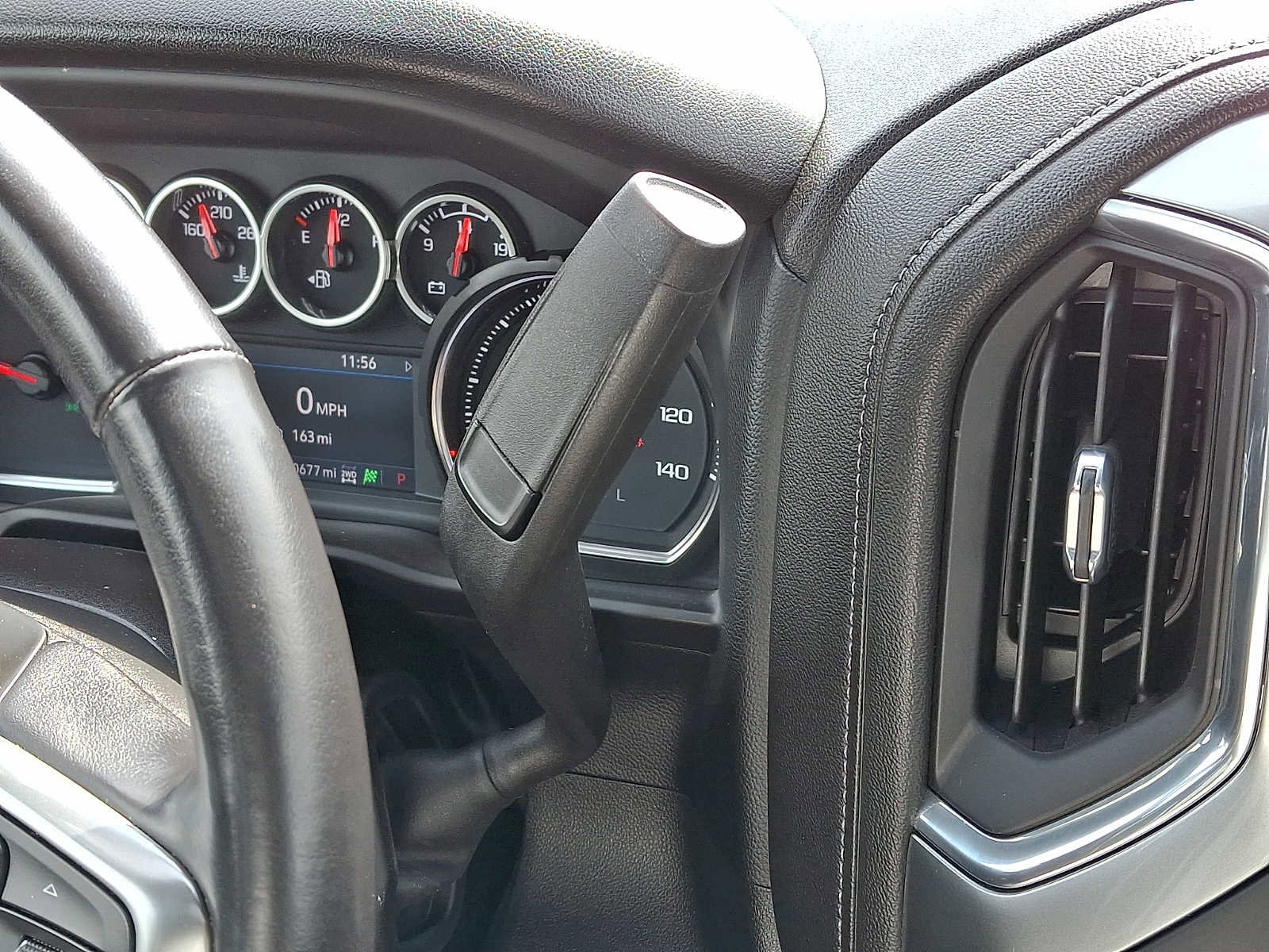 Certified 2022 Chevrolet Silverado 1500 RST w/ Redline Edition image 15