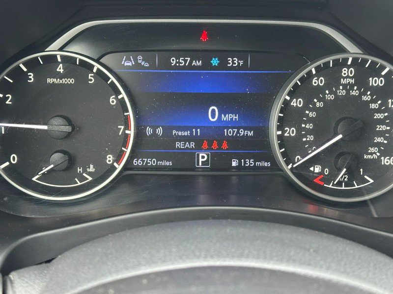 Used 2023 Nissan Murano SV image 19