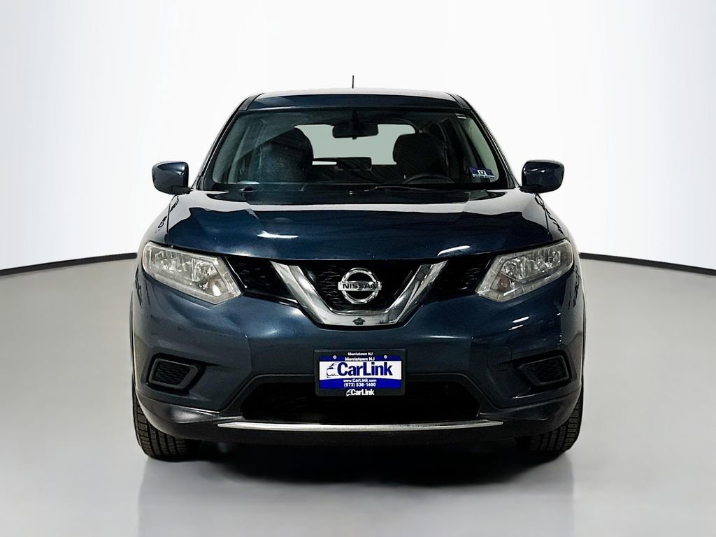 Used 2016 Nissan Rogue S image 2