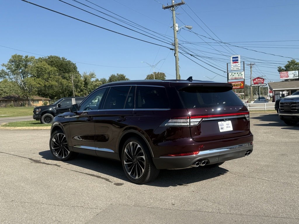 Used 2023 Lincoln Aviator Reserve w/ Equipment Group 201A image 7