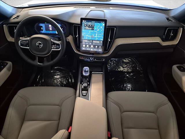 New 2026 Volvo XC60 B5 Plus w/ Protection Package Premier AWD/4WD image 15