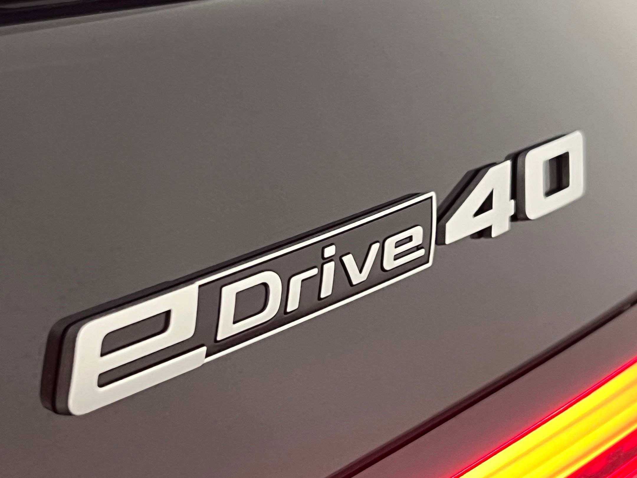 New 2026 BMW i5 eDrive40 w/ M Sport Package RWD image 35