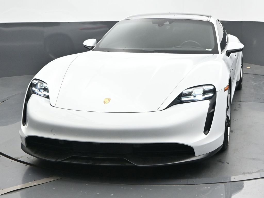 Used 2020 Porsche Taycan 4S image 3