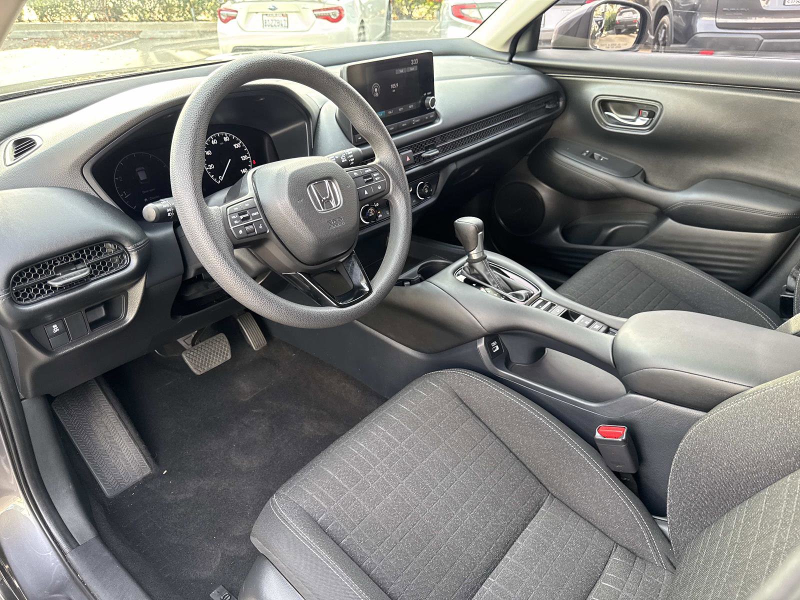 Used 2023 Honda HR-V LX image 14