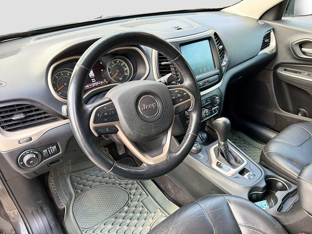 Used 2015 Jeep Cherokee Limited w/ Safetytec Group AWD/4WD image 9