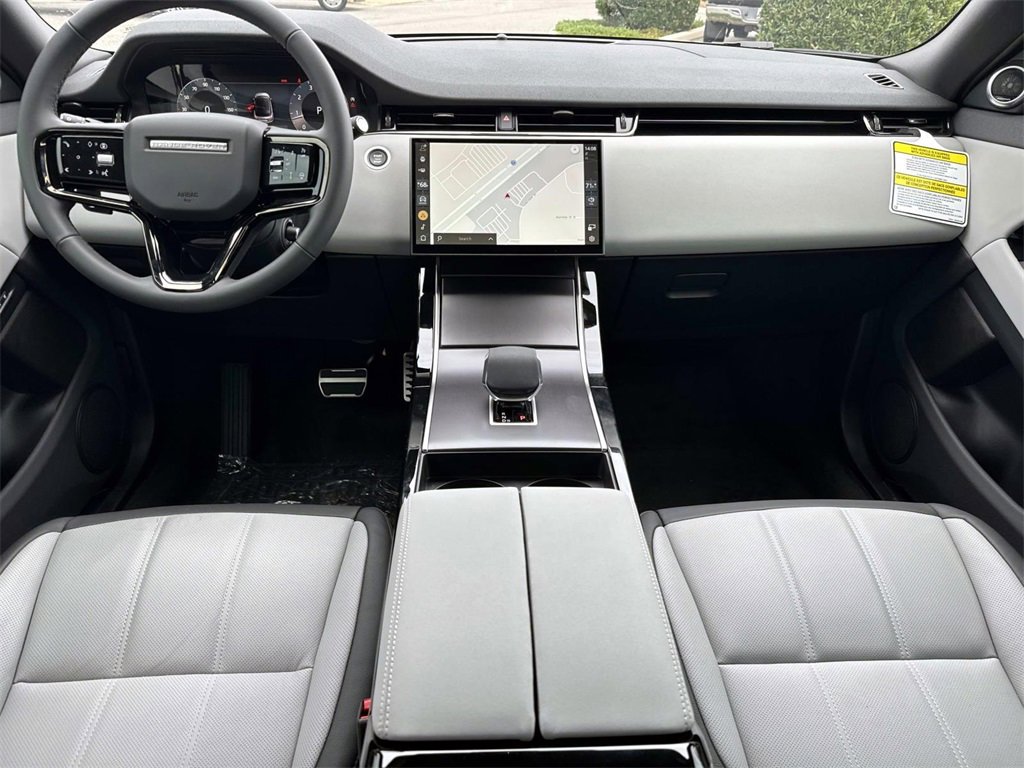 New 2026 Land Rover Range Rover Evoque Dynamic SE image 14