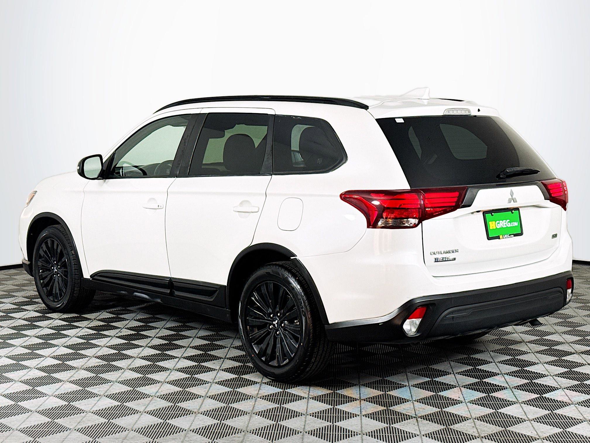 Used 2020 Mitsubishi Outlander LE image 6