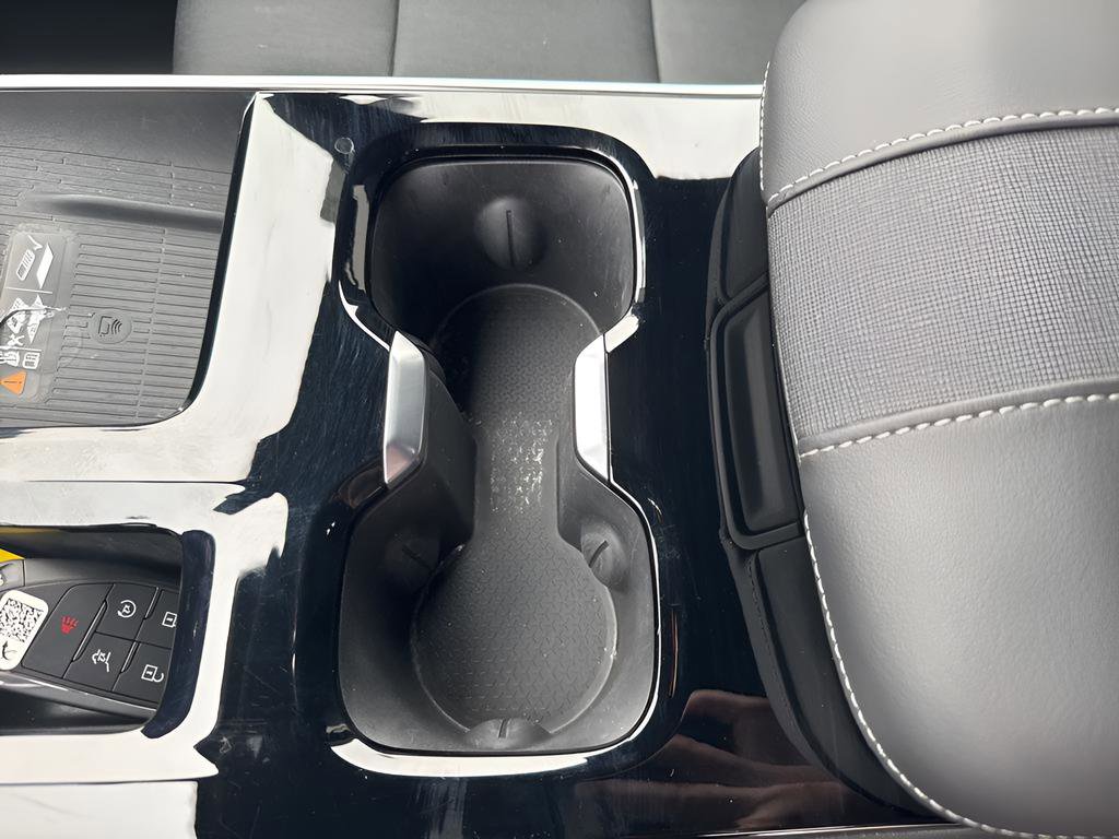 Used 2025 Buick Enclave Preferred image 24