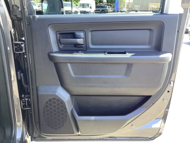 Used 2017 RAM 1500 Express RWD image 31