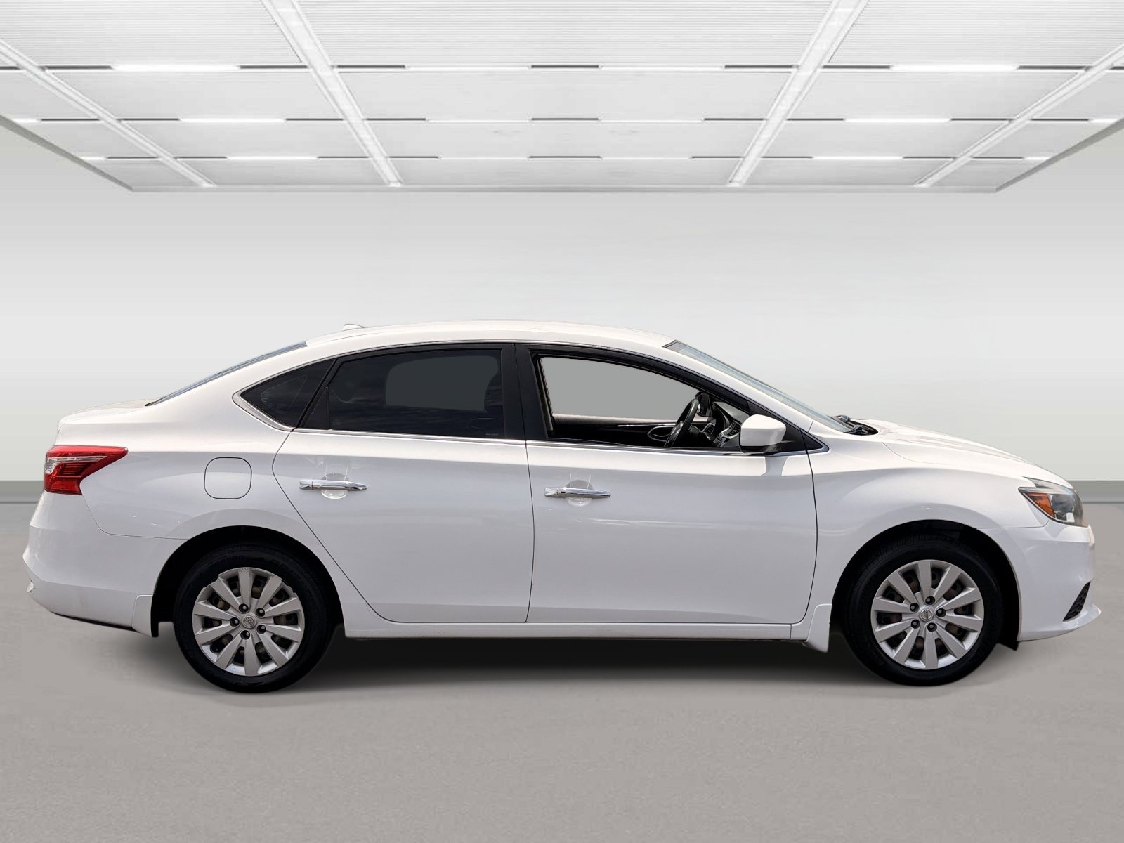 Used 2017 Nissan Sentra SV FWD image 6