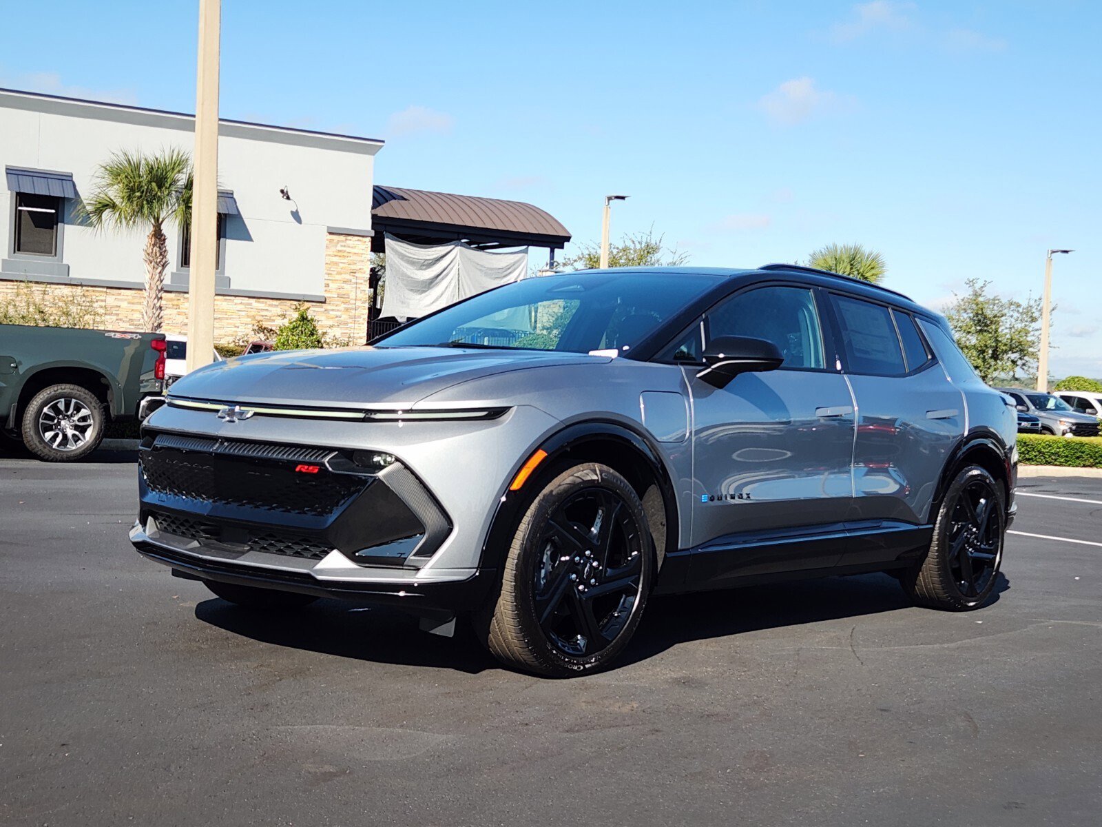 New 2026 Chevrolet Equinox EV RS image 2