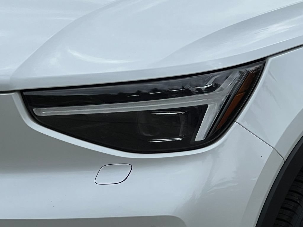 Used 2023 Volvo XC40 Recharge Ultimate AWD/4WD image 10