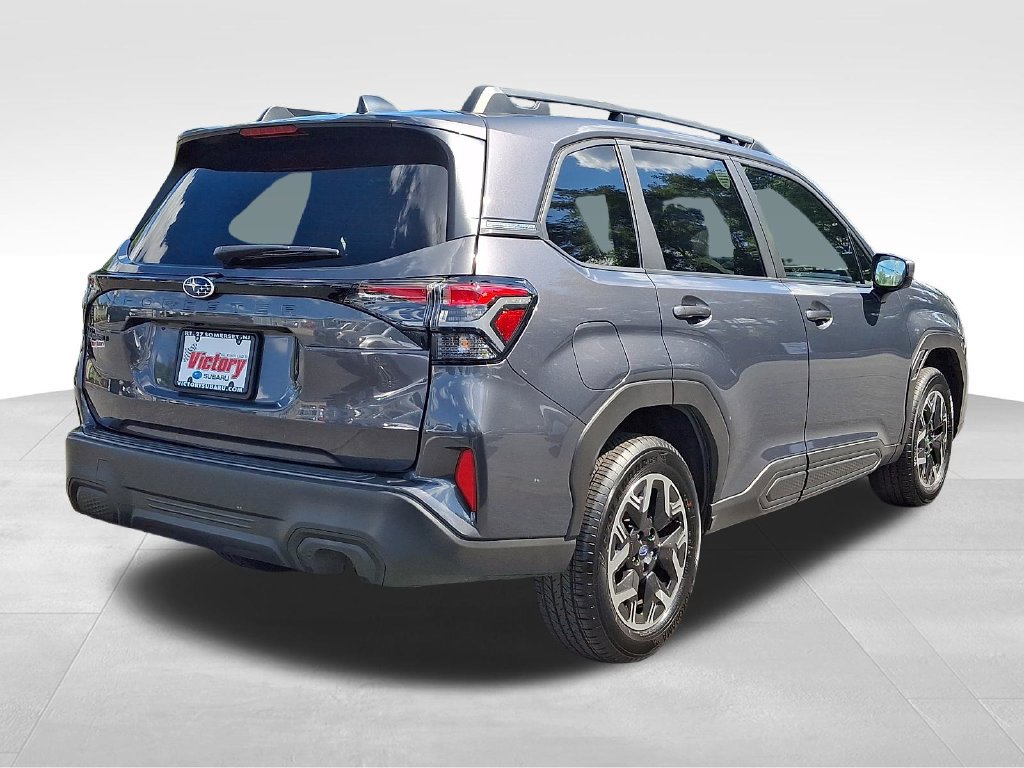 Certified 2025 Subaru Forester Premium AWD/4WD image 6