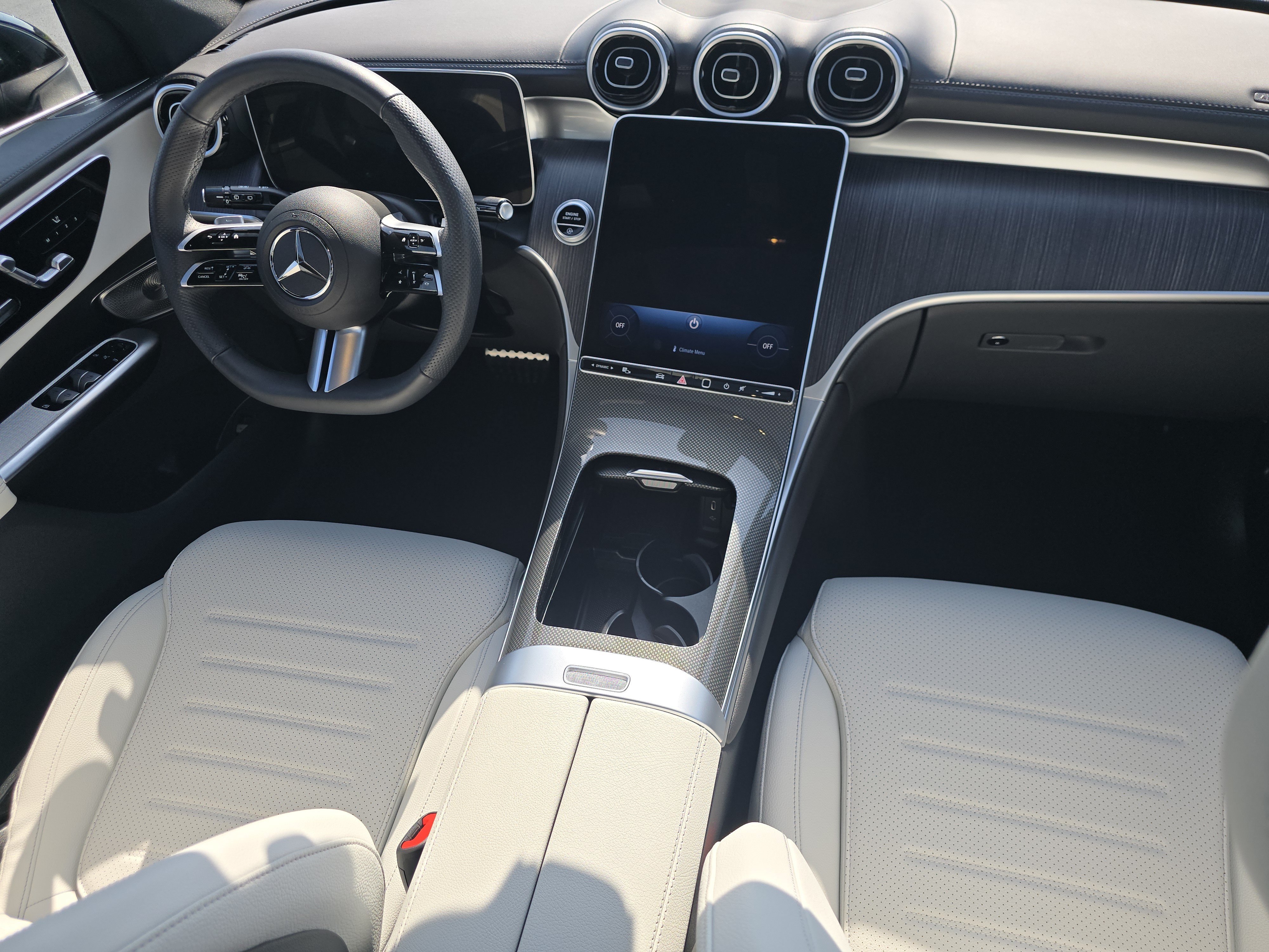 Used 2024 Mercedes-Benz GLC 300 4MATIC image 20