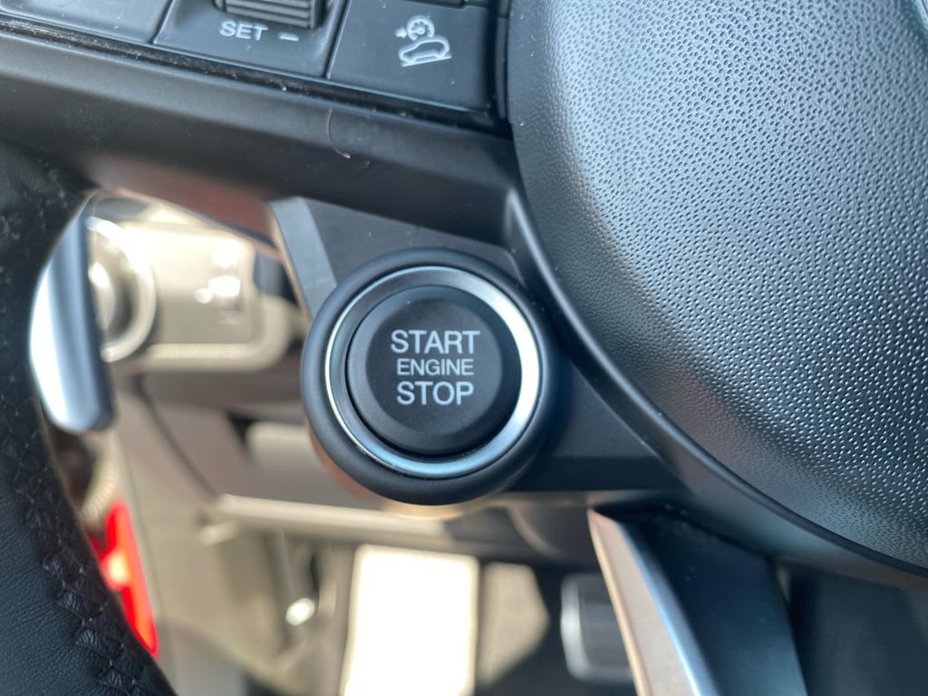 Used 2023 Alfa Romeo Stelvio Sprint RWD image 18