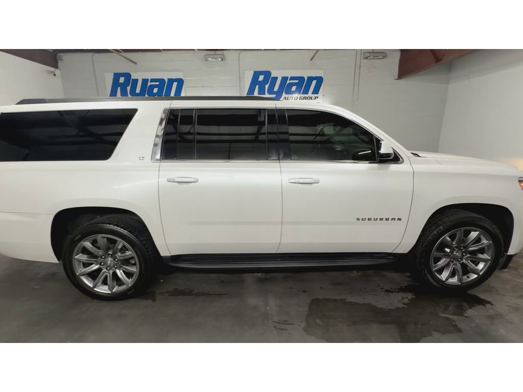 Used 2020 Chevrolet Suburban LT RWD image 9