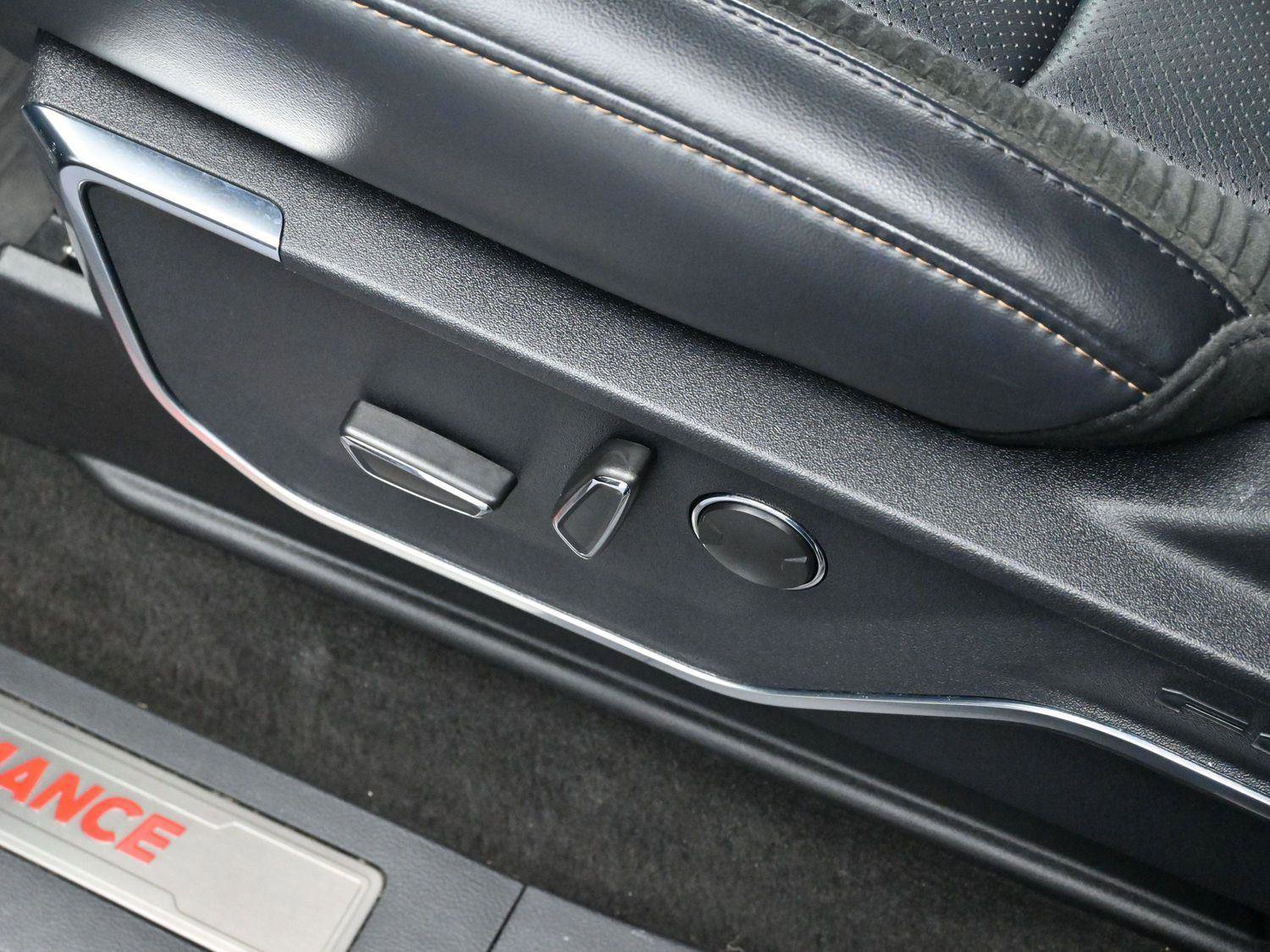 Used 2022 Ford F150 Raptor w/ Equipment Group 801A High image 14