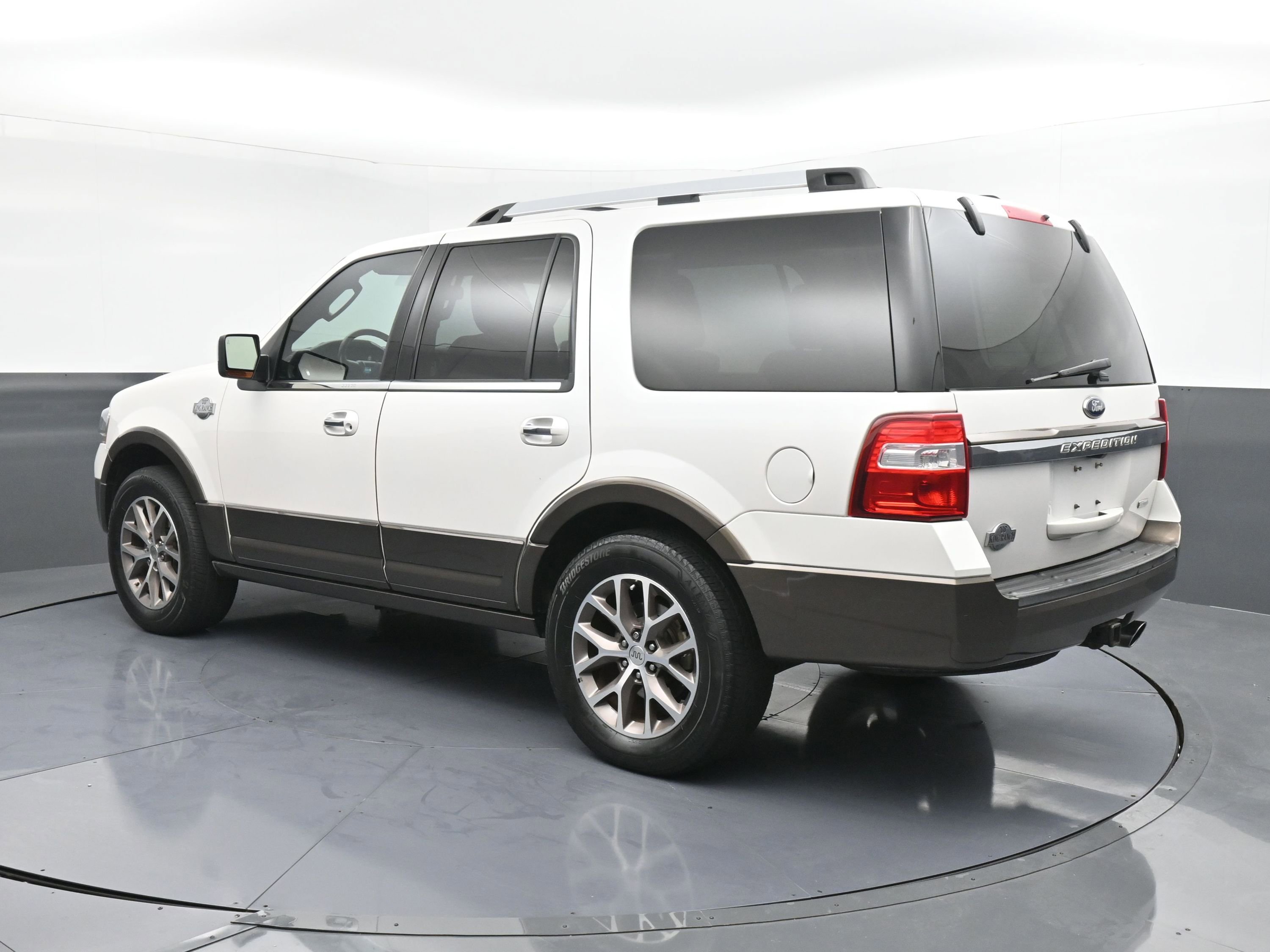Used 2016 Ford Expedition King Ranch image 6