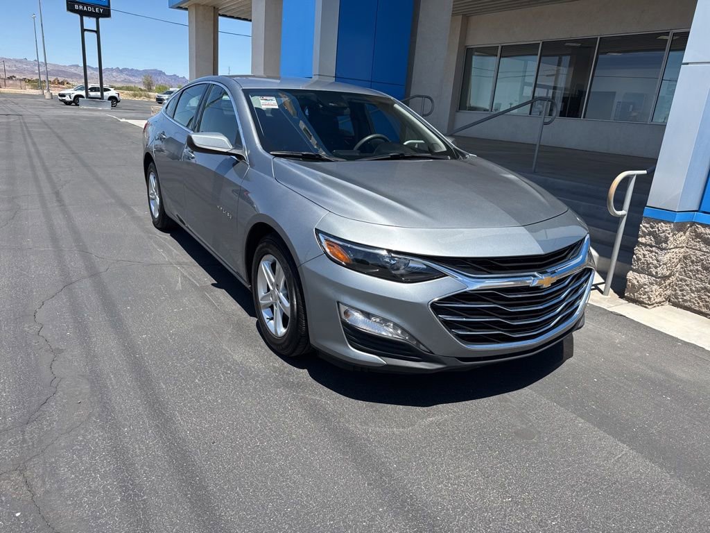 Used 2024 Chevrolet Malibu LT