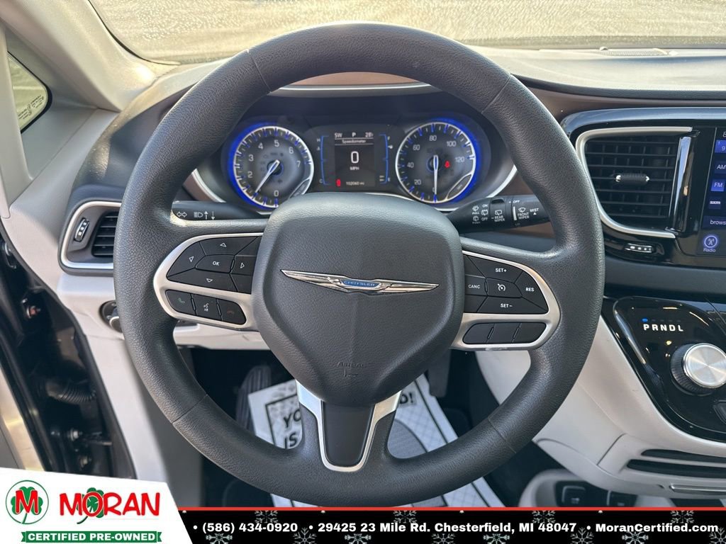 Used 2017 Chrysler Pacifica Touring Plus w/ Tire & Wheel Group image 14